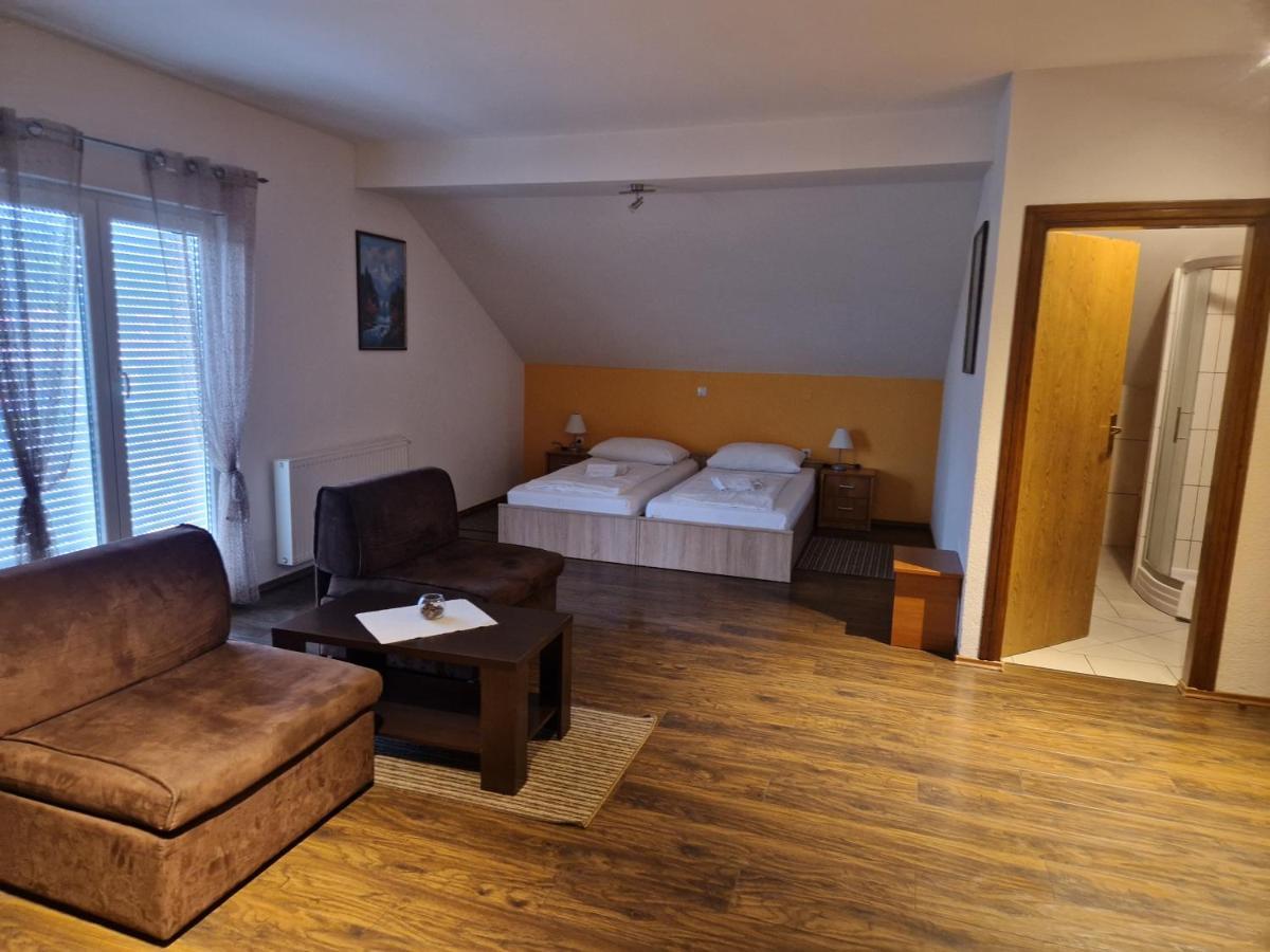 Plitvice Palace Grabovac  Extérieur photo
